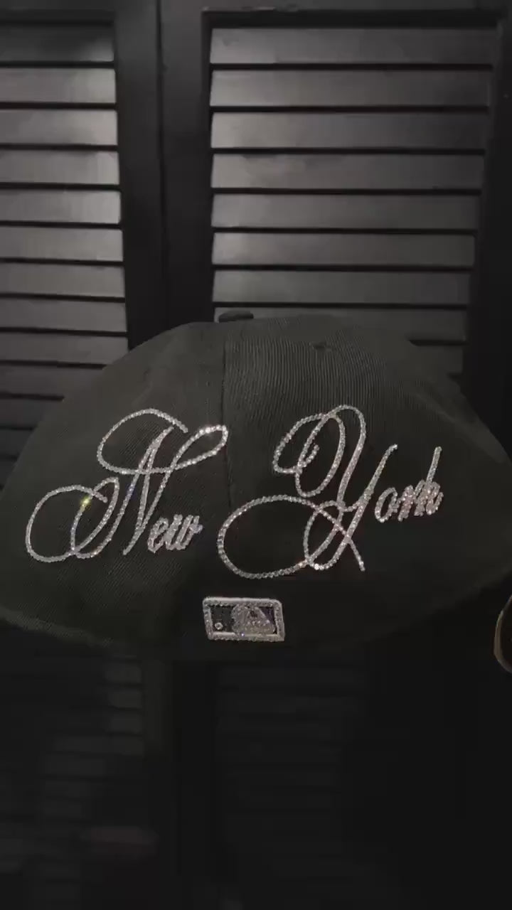 CALLIGRAPHY RHINESTONE FITTED
